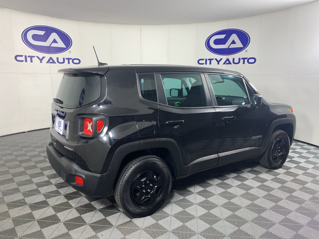 Used 2022 Jeep Renegade Sport AWD/4WD image 3