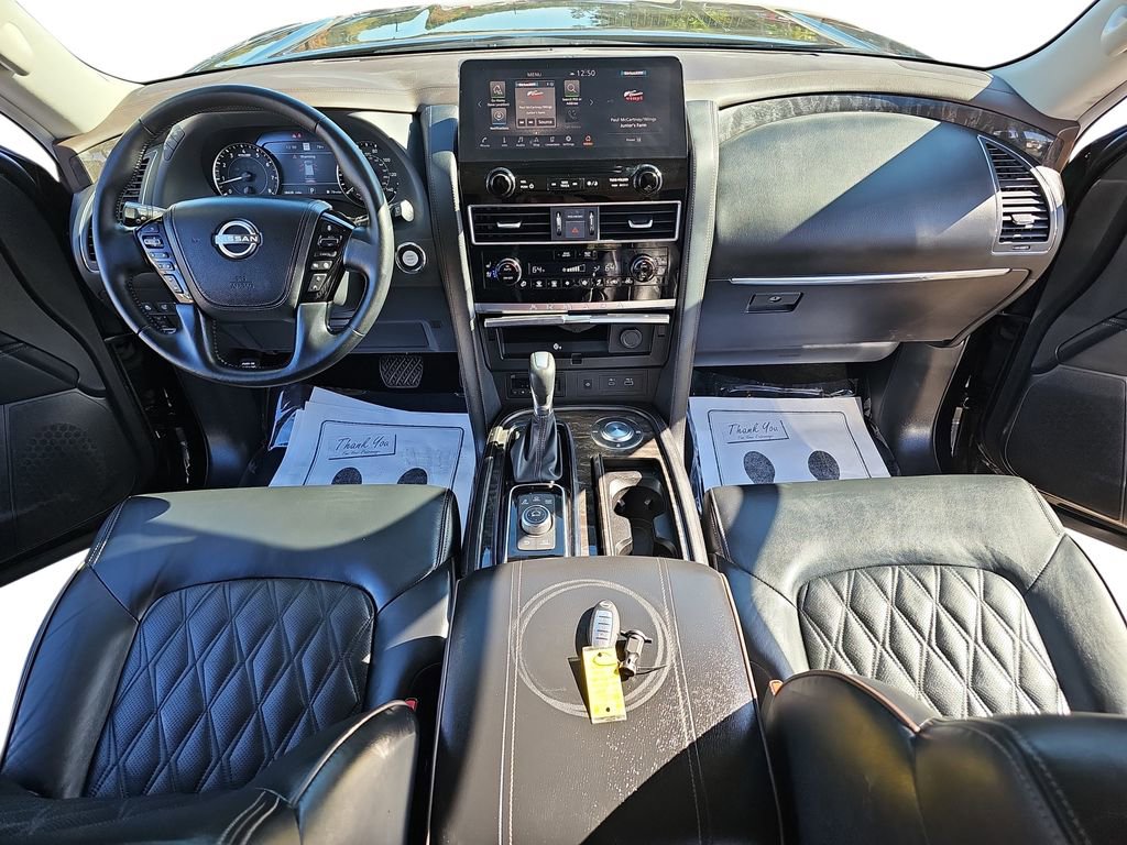Used 2024 Nissan Armada Platinum image 11