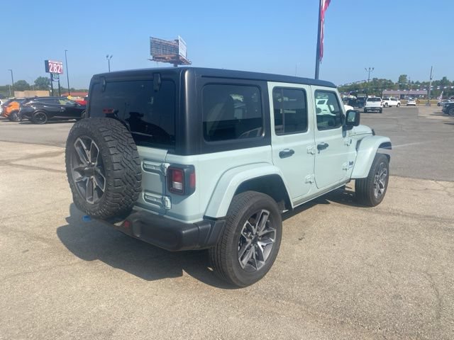 Used 2024 Jeep Wrangler Unlimited AWD/4WD image 6