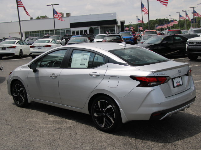 Certified 2025 Nissan Versa SR w/ Trunk Package FWD image 4