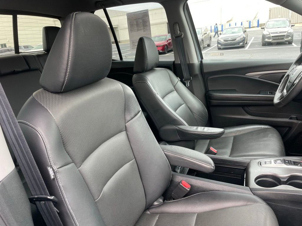 Certified 2023 Honda Ridgeline RTL image 32