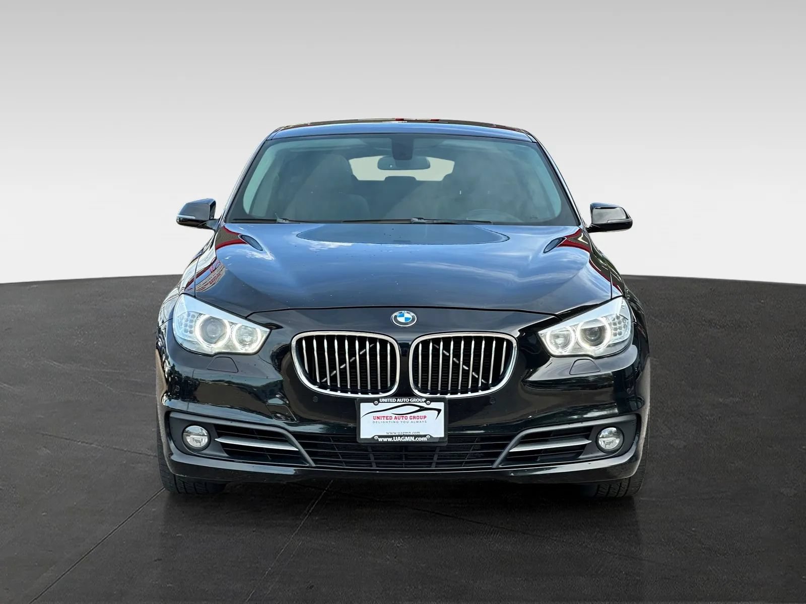 Used 2017 BMW 535i Gran Turismo xDrive AWD/4WD image 2
