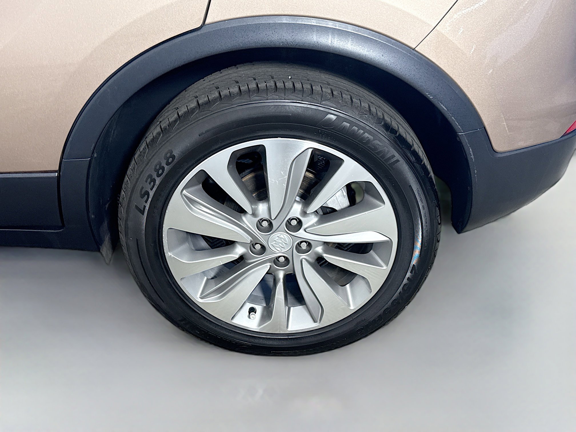 Used 2019 Buick Encore Preferred w/ Safety Package FWD image 37