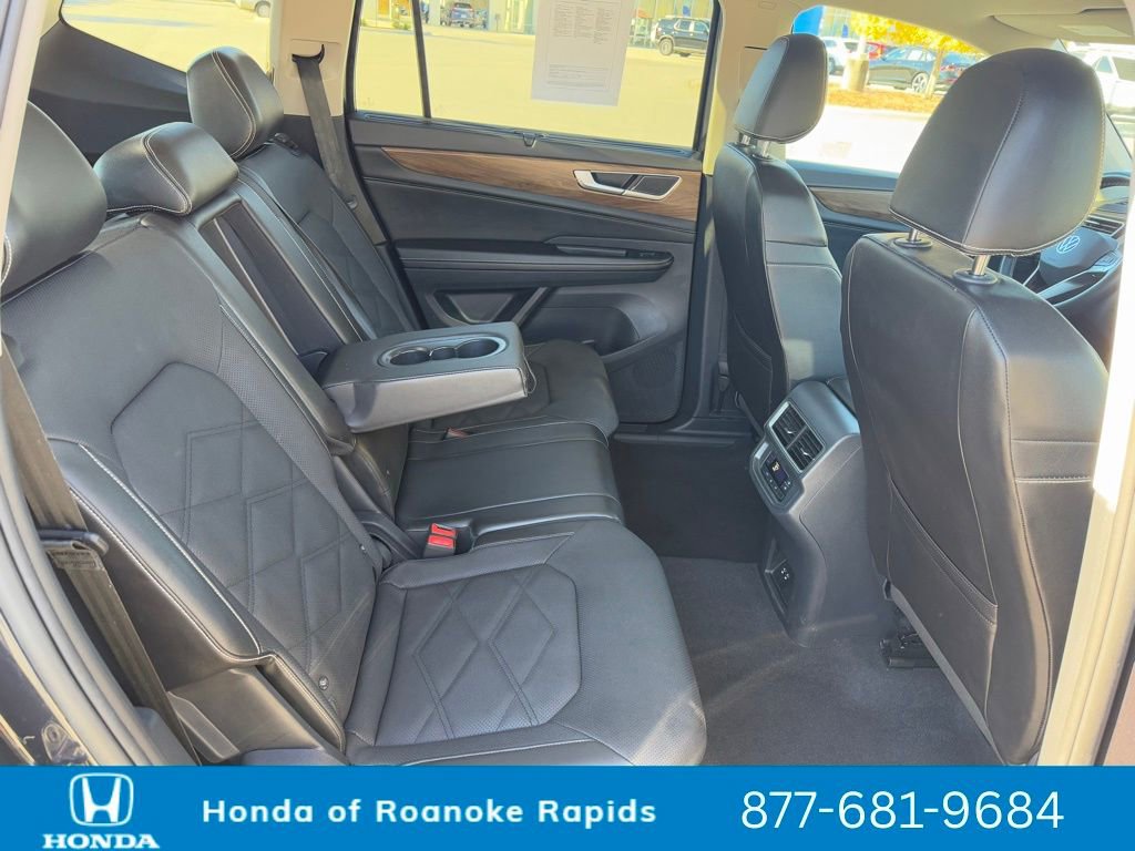 Used 2024 Volkswagen Atlas SE image 28
