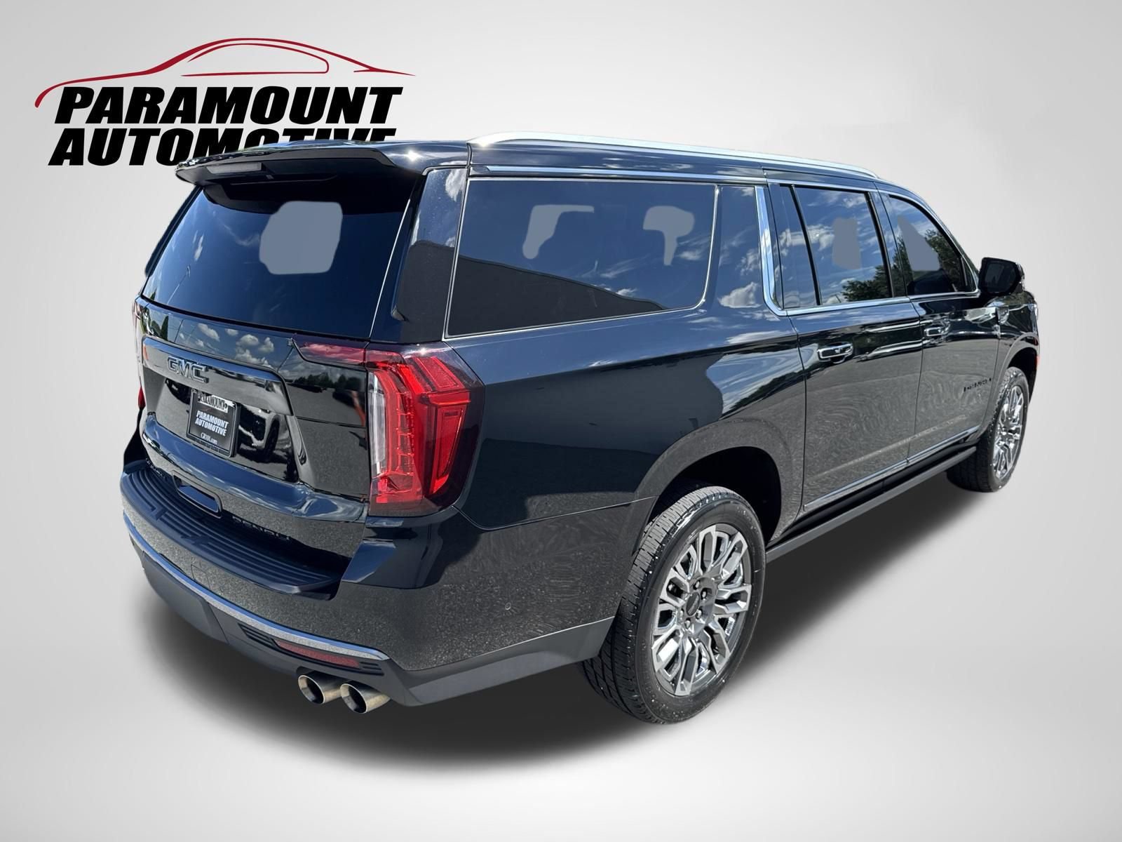 Used 2024 GMC Yukon XL Denali Ultimate AWD/4WD image 7