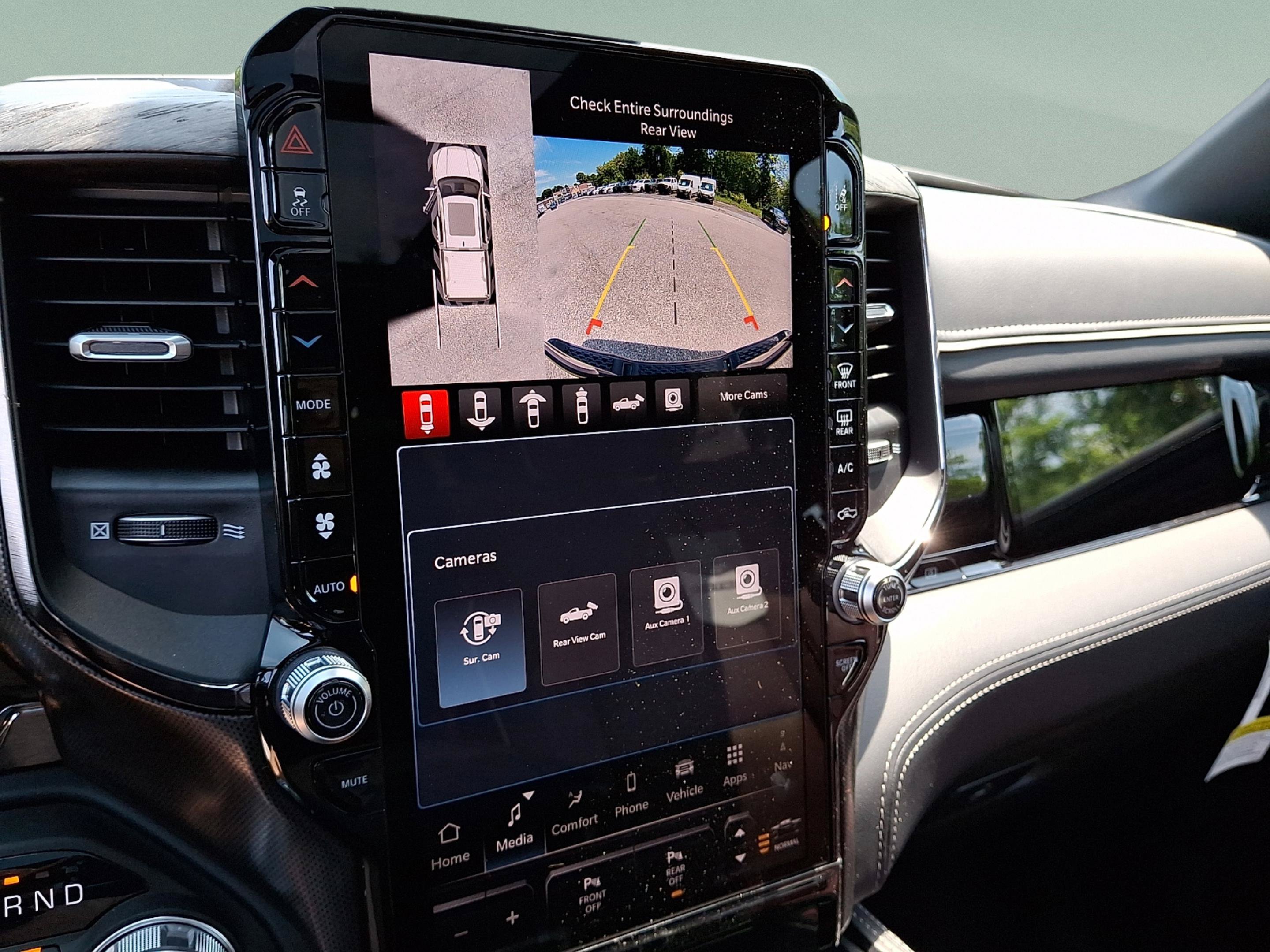 New 2026 RAM 1500 Limited AWD/4WD image 13