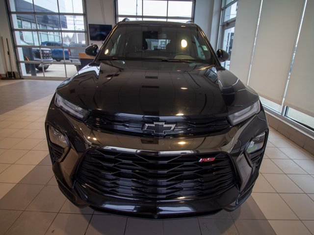 Certified 2023 Chevrolet TrailBlazer RS w/ Convenience Package image 3