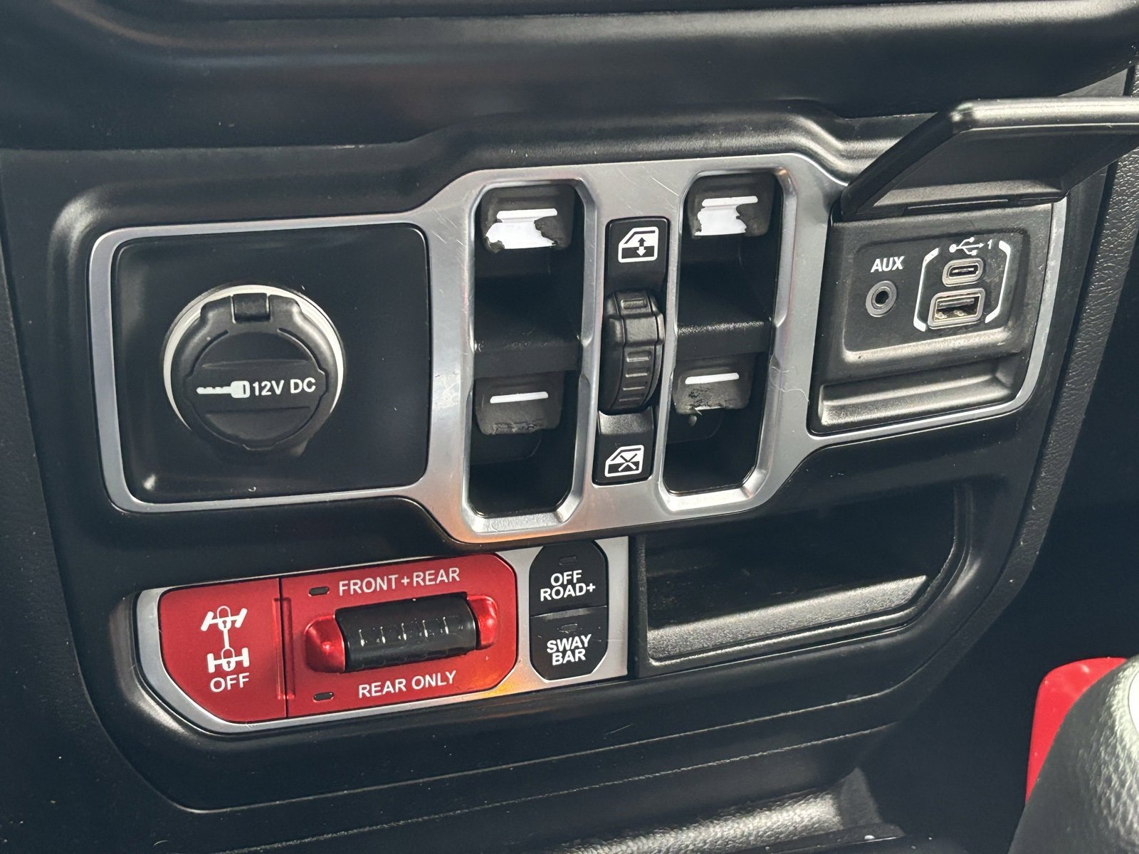 Used 2021 Jeep Gladiator Rubicon w/ Trailer Tow Package image 5