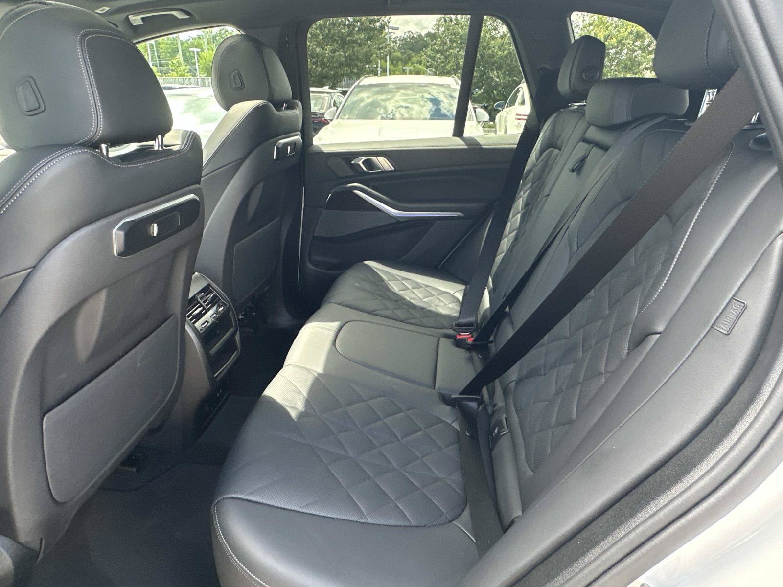 Used 2026 BMW X5 xDrive40i AWD/4WD image 31