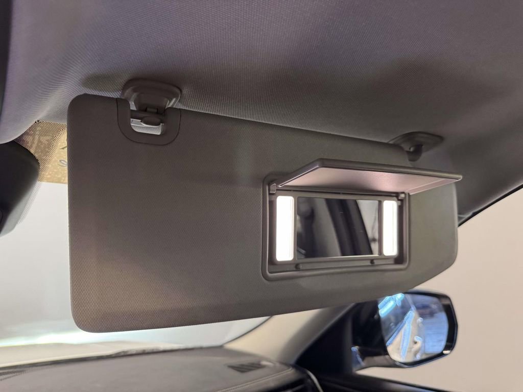 Used 2022 Jeep Grand Cherokee L Limited image 29