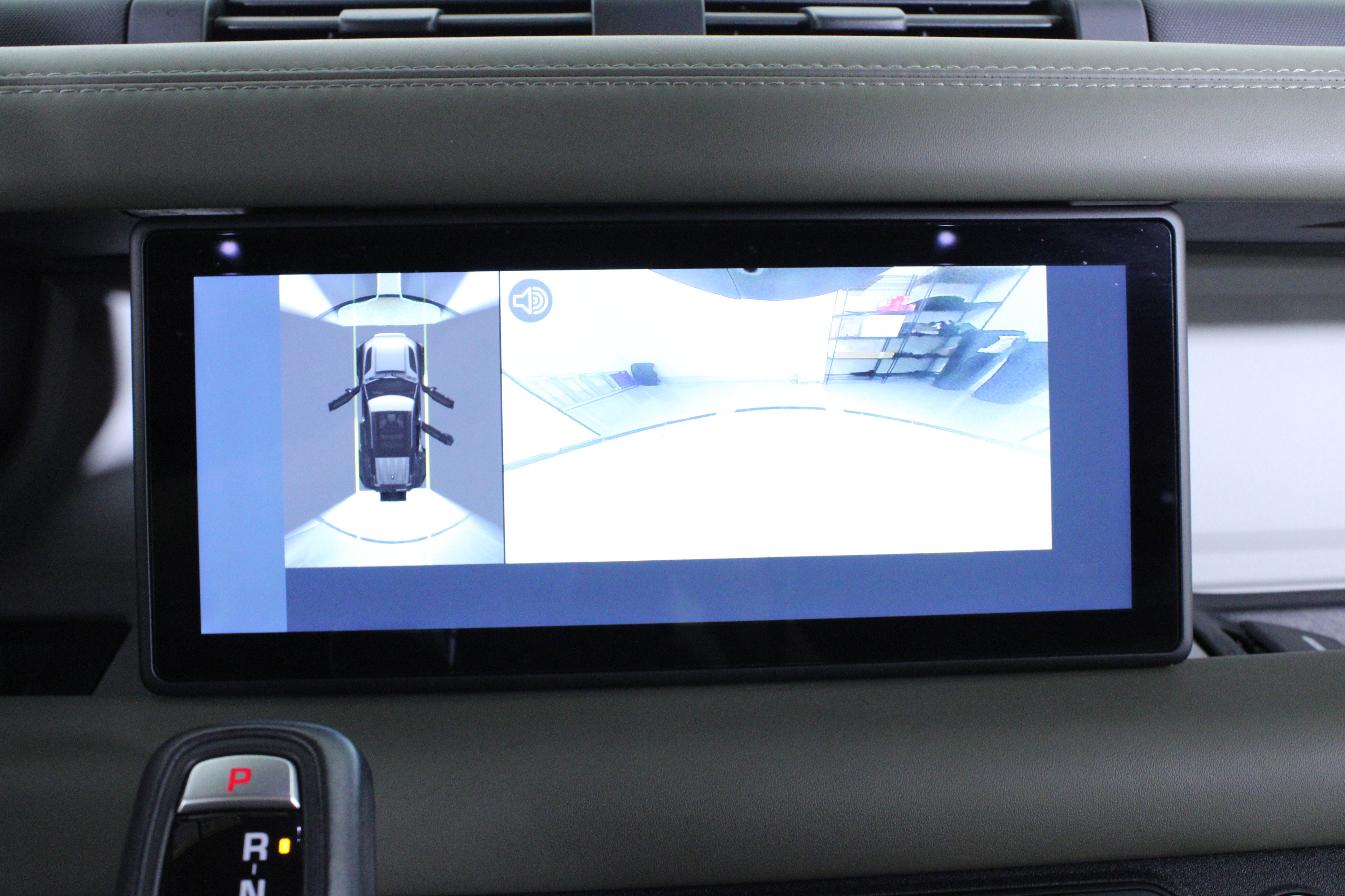 Used 2021 Land Rover Defender 110 X-Dynamic HSE image 28