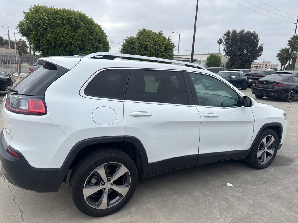 Used 2020 Jeep Cherokee Limited FWD image 8