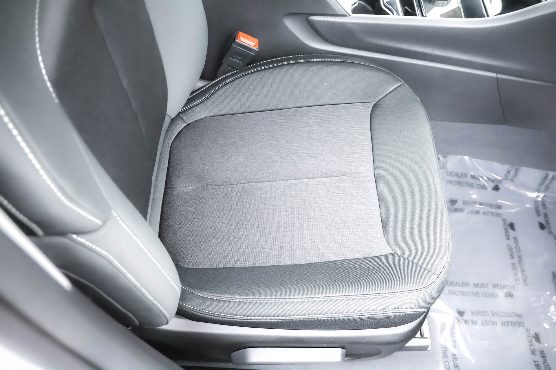 Used 2023 Jeep Grand Cherokee Laredo X image 36