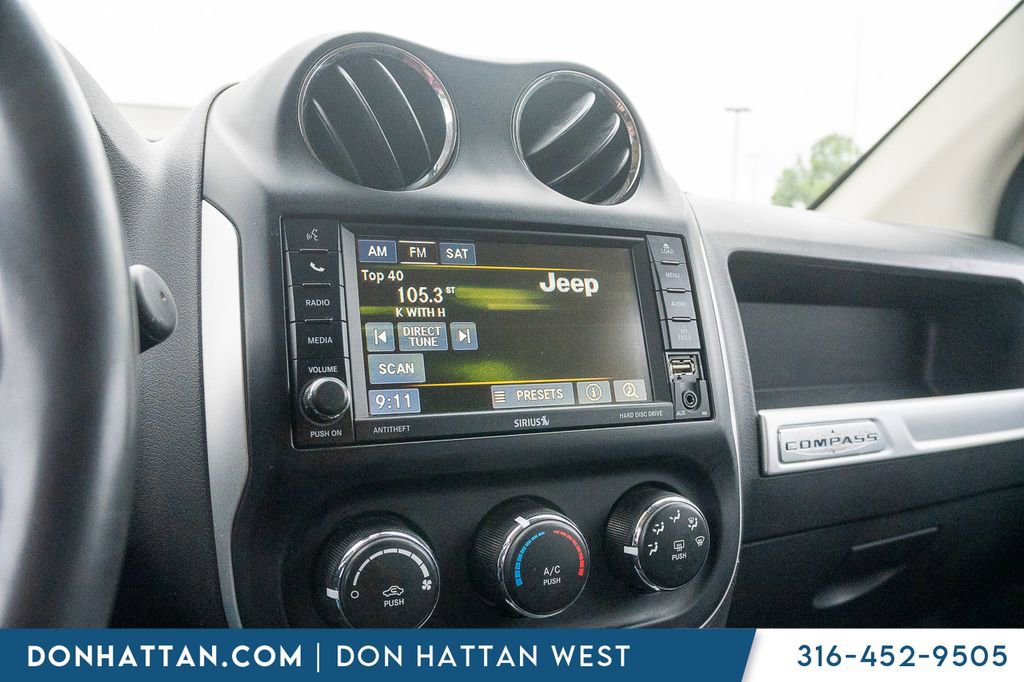Used 2017 Jeep Compass High Altitude AWD/4WD image 7