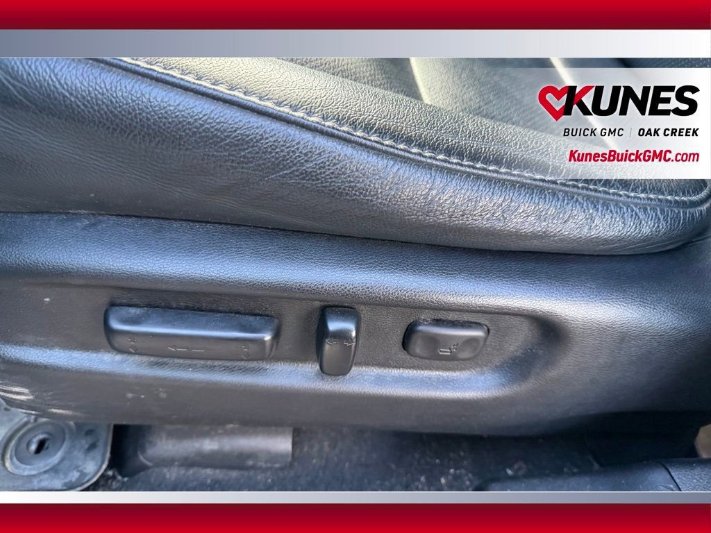 Used 2021 Honda Pilot Touring image 17