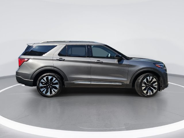 Certified 2025 Ford Explorer Platinum w/ LUX Leather Package AWD/4WD image 2