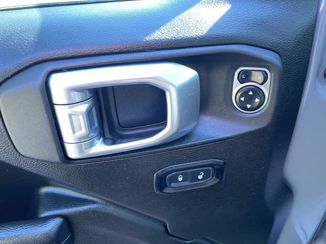 Used 2023 Jeep Wrangler Unlimited Rubicon w/ Cold Weather Group image 24