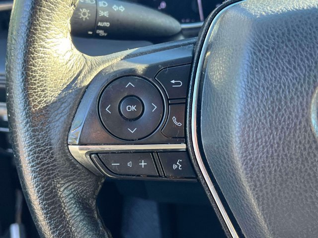 Certified 2022 Toyota Avalon XLE w/ Moonroof Package FWD image 21