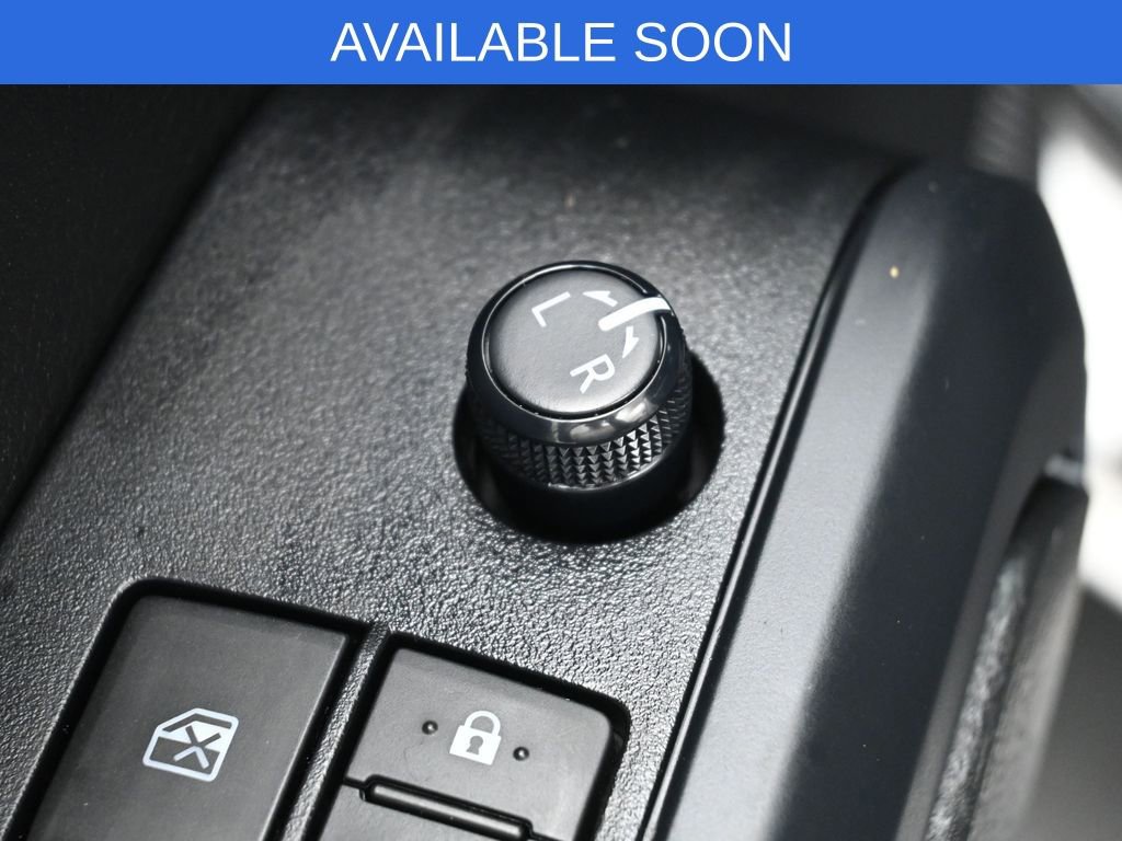 Used 2019 Toyota Tacoma SR image 11