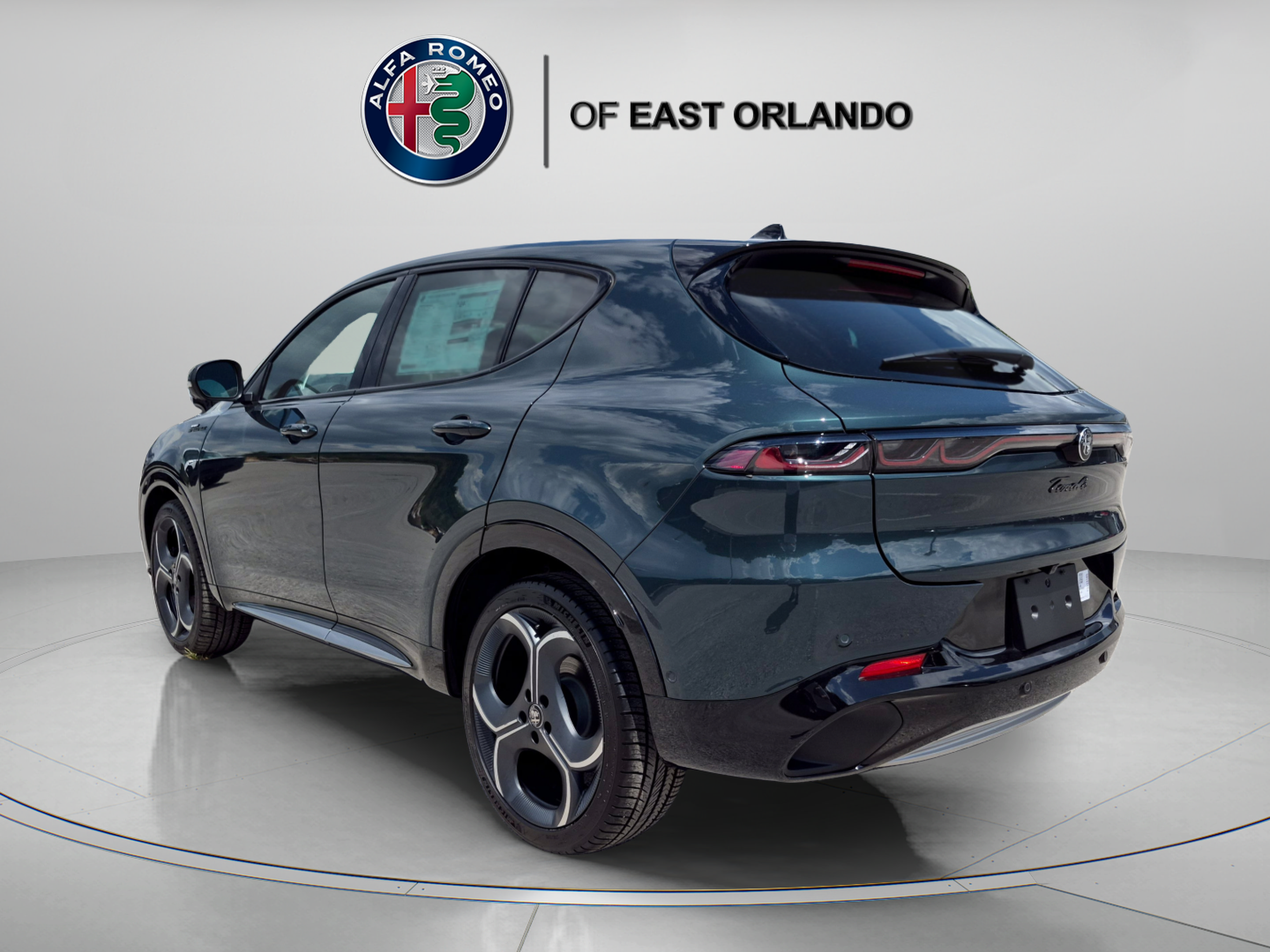 New 2026 Alfa Romeo Tonale w/ Active Assist Package AWD/4WD image 5