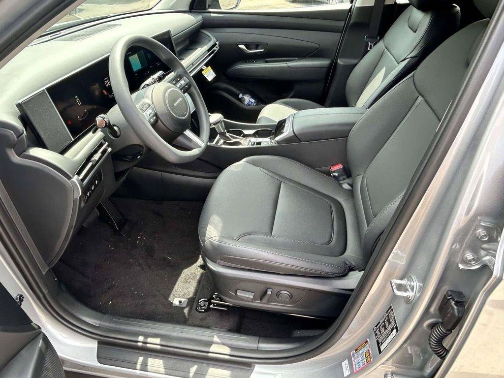 New 2026 Hyundai Tucson SEL Plus w/ Tow & Go Package FWD image 42
