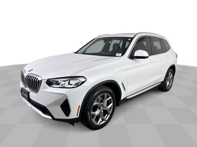 Used 2023 BMW X3 xDrive30i w/ Premium Package AWD/4WD image 4