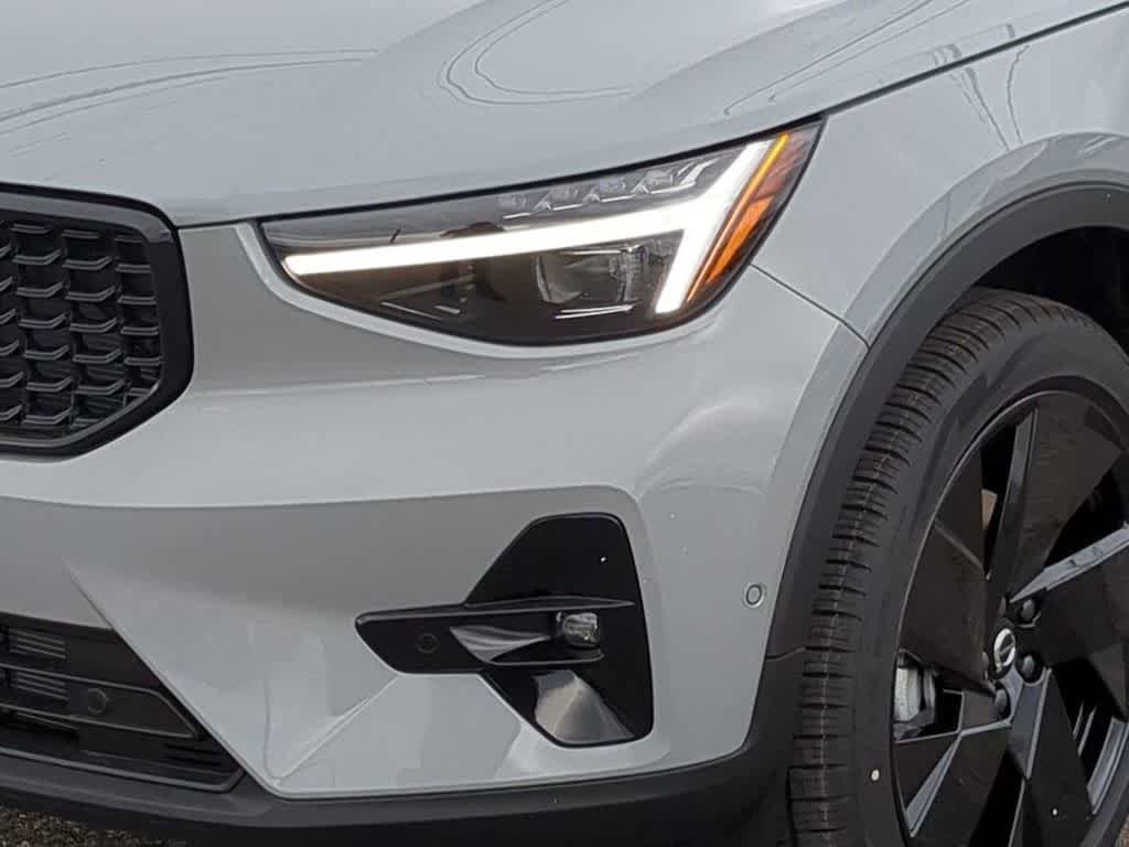 New 2026 Volvo XC40 B5 Ultra w/ Protection Package Premier AWD/4WD image 10