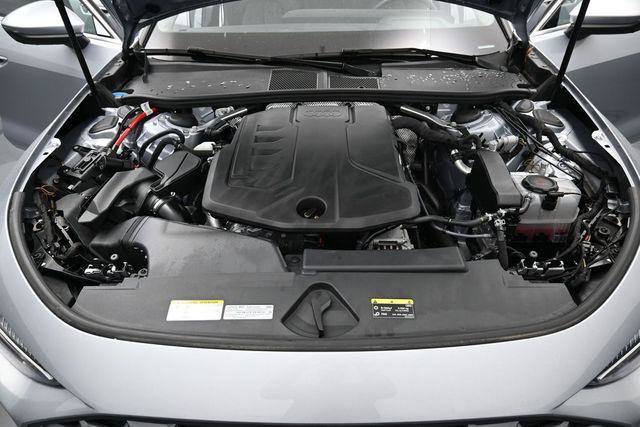 Used 2025 Audi A5 2.0T Premium Plus w/ Premium Plus AWD/4WD image 39