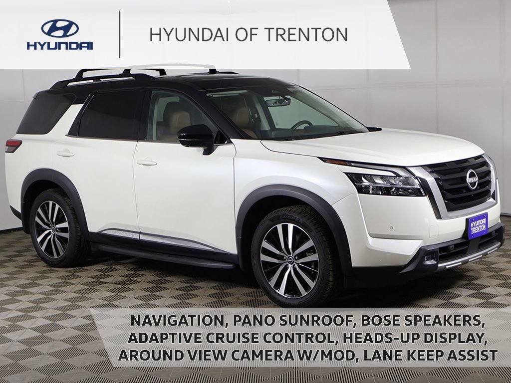 Used 2024 Nissan Pathfinder Platinum w/ Lighting Package (N93) AWD/4WD image 1