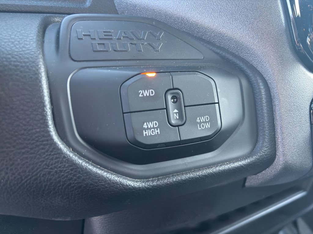 Used 2025 RAM 2500 Tradesman w/ Chrome Appearance Group image 14