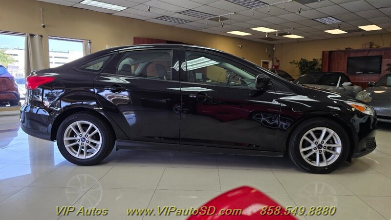 Used 2018 Ford Focus SE FWD image 10