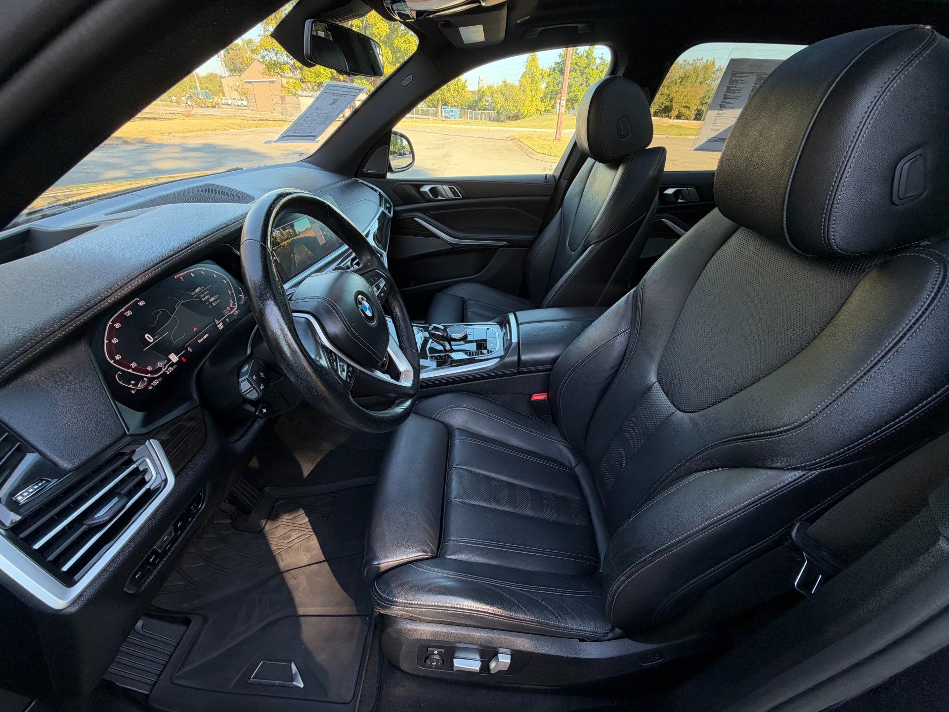 Used 2021 BMW X5 xDrive40i w/ Premium Package AWD/4WD image 9