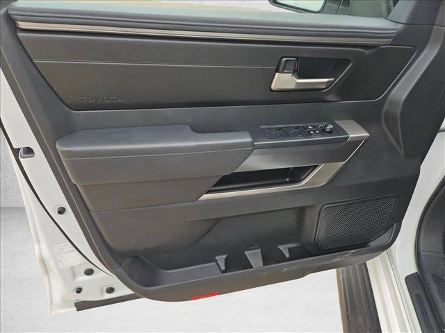 Used 2025 Toyota Sequoia SR5 AWD/4WD image 15