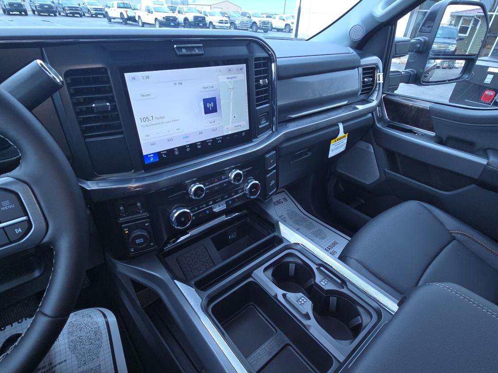 New 2025 Ford F350 Lariat w/ FX4 Off-Road Package image 31