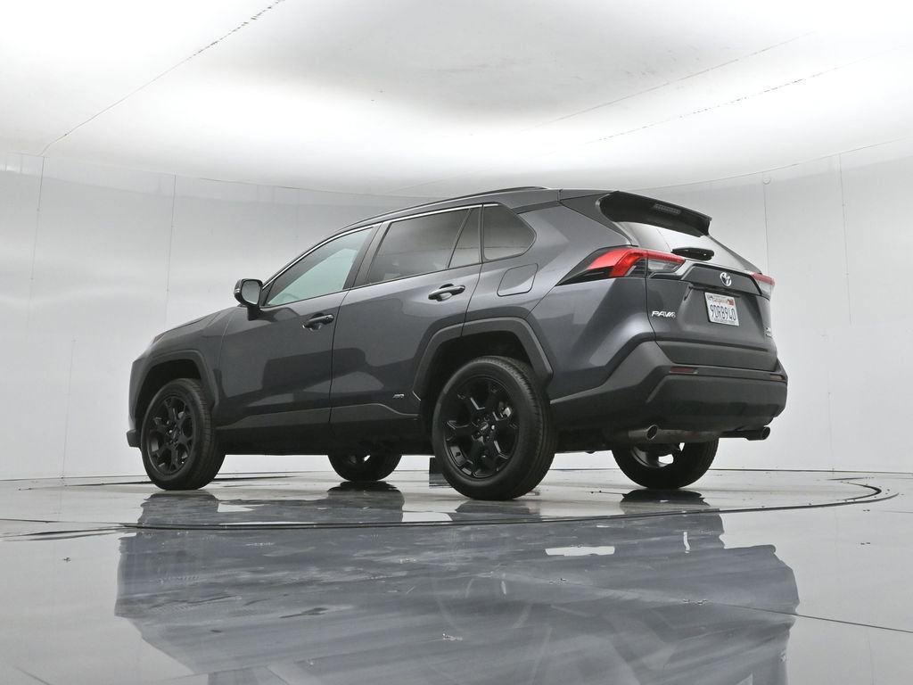 Used 2022 Toyota RAV4 XLE Premium AWD/4WD image 53