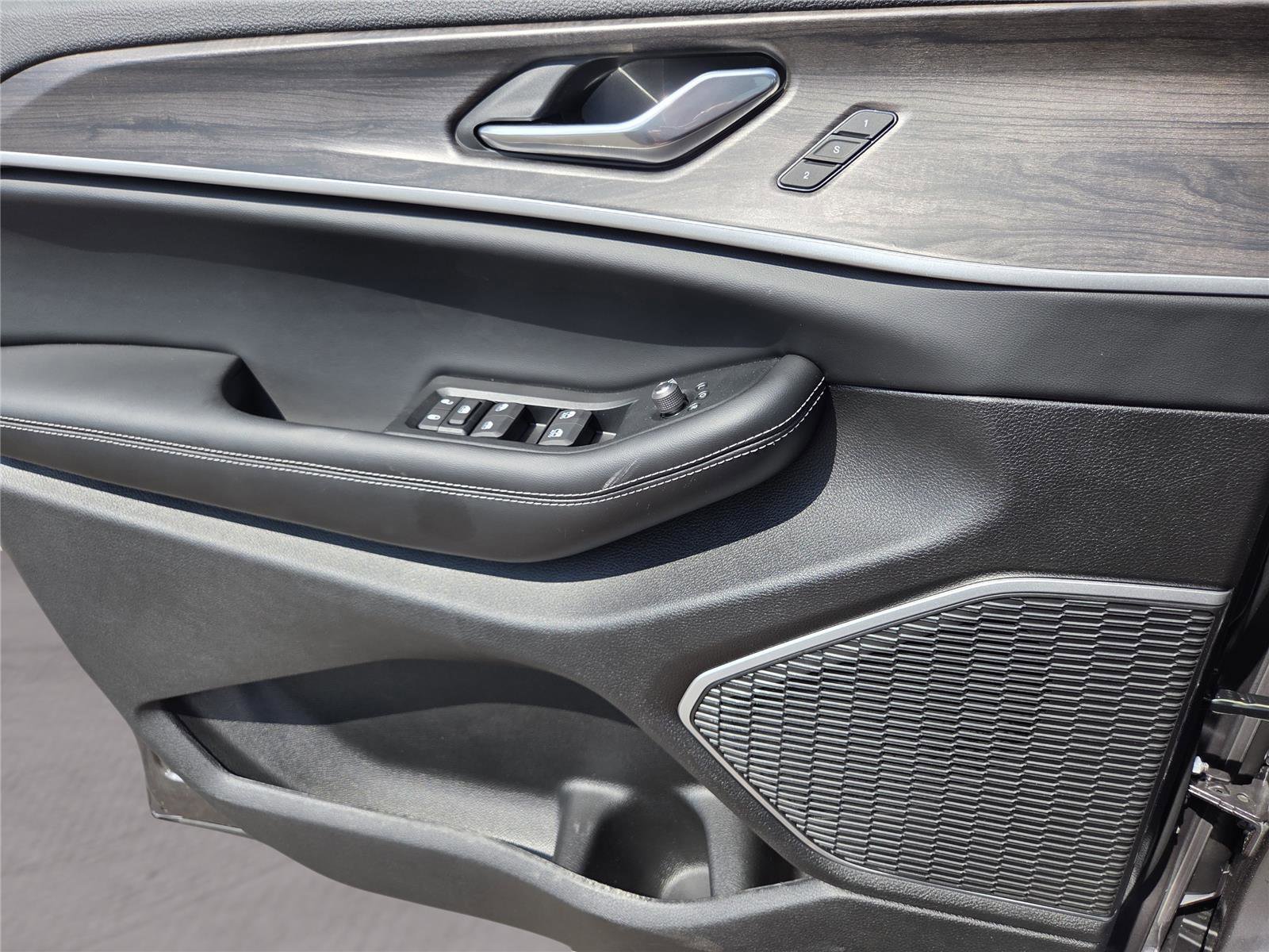 New 2026 Jeep Grand Cherokee L Limited image 21