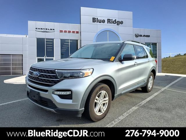 Used 2020 Ford Explorer XLT w/ Equipment Group 202A AWD/4WD image 1