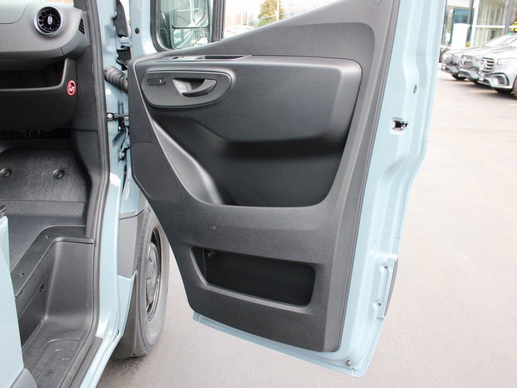 Used 2026 Mercedes-Benz Sprinter 2500 image 19