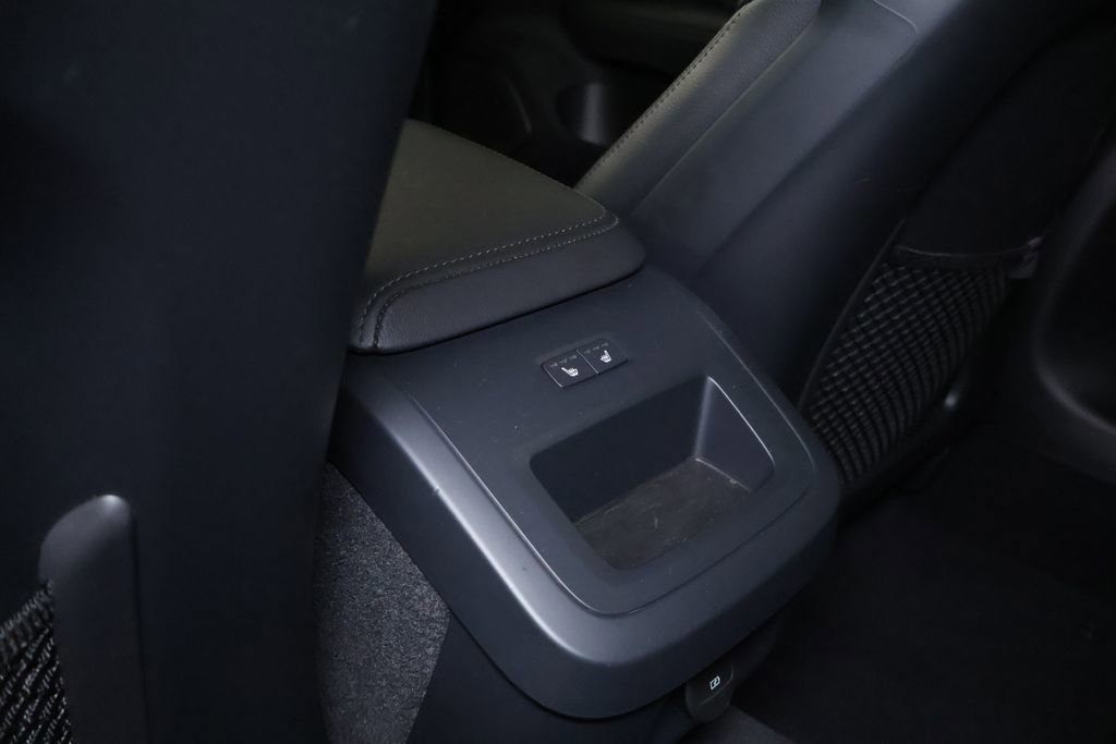 Used 2024 Volvo S60 B5 Core image 17