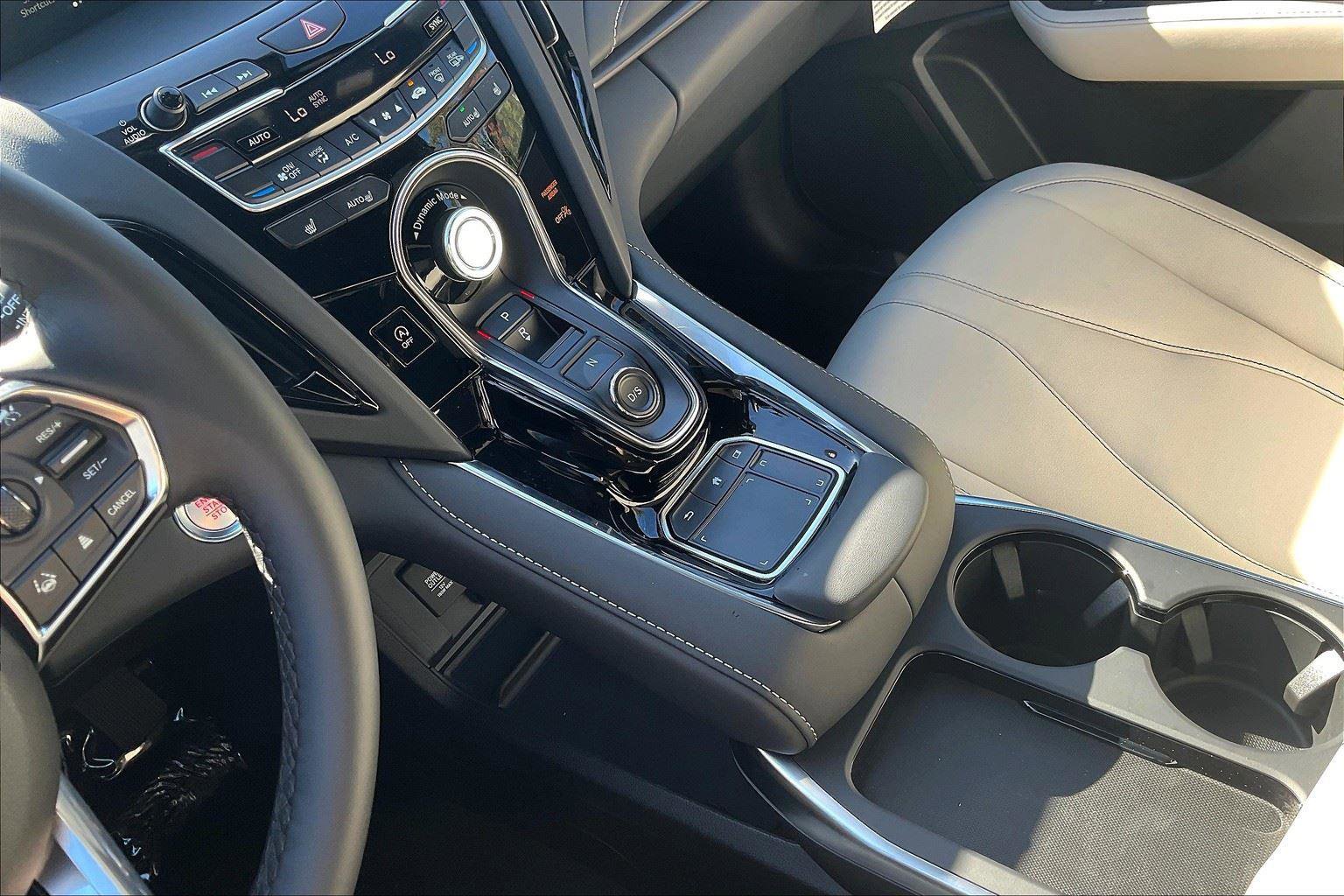 New 2025 Acura RDX SH-AWD image 8
