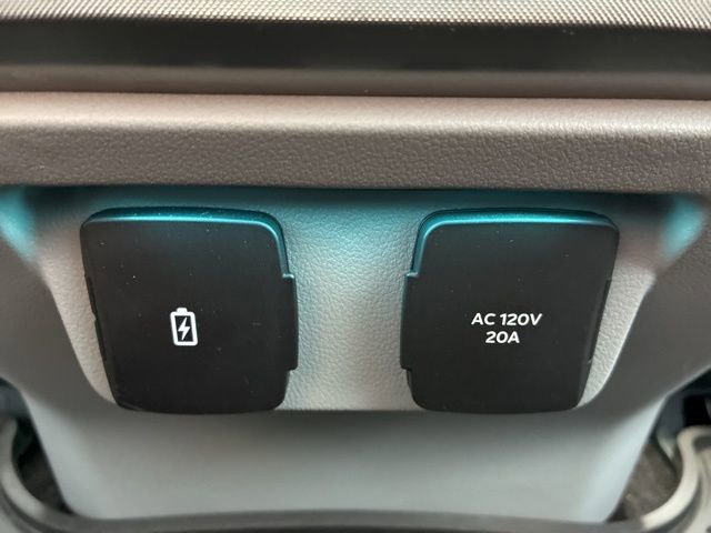 Used 2022 Ford F150 Limited AWD/4WD image 35