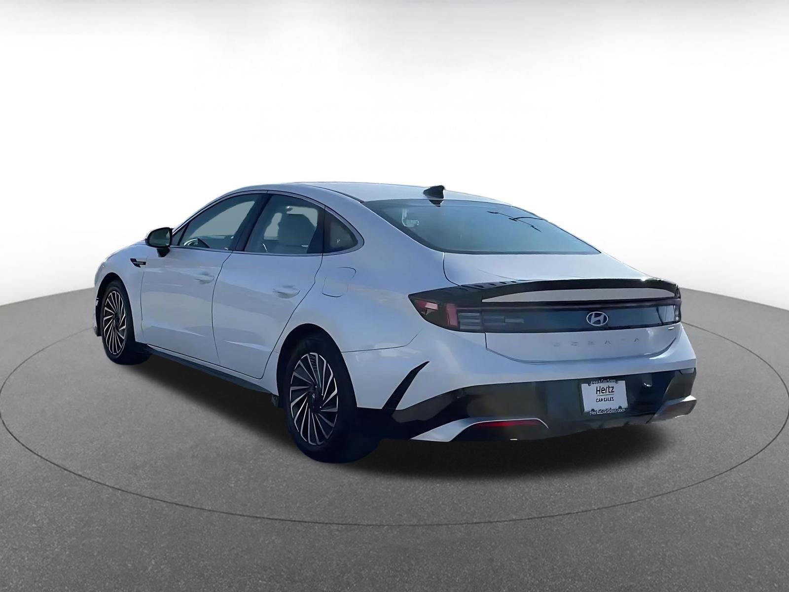 Used 2025 Hyundai Sonata SEL FWD image 11