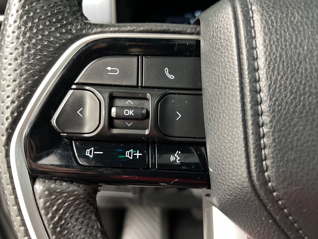 Used 2024 Toyota Tundra Platinum RWD image 47