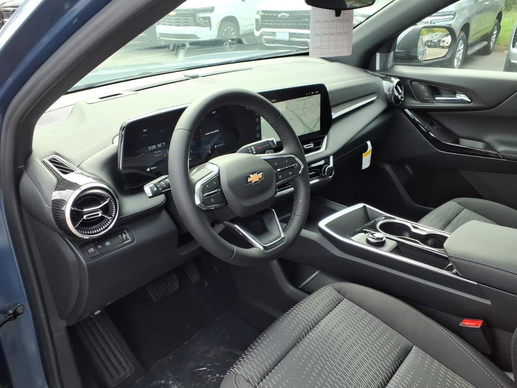 New 2027 Chevrolet Equinox LT FWD image 12