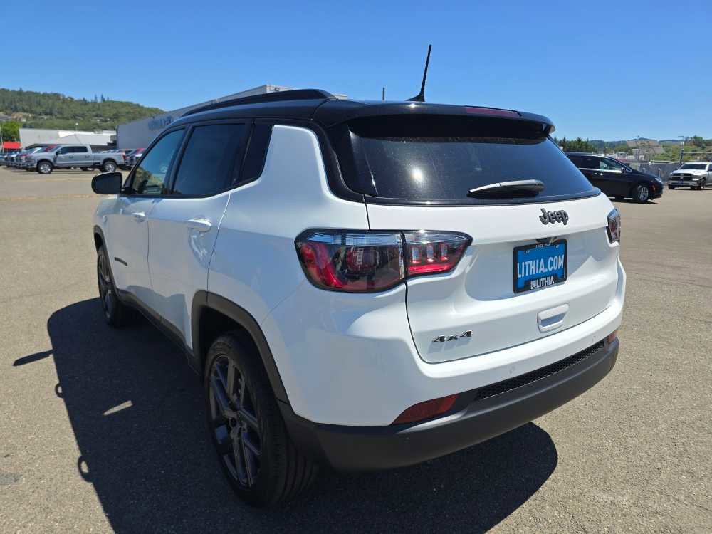 New 2026 Jeep Compass Limited AWD/4WD image 3