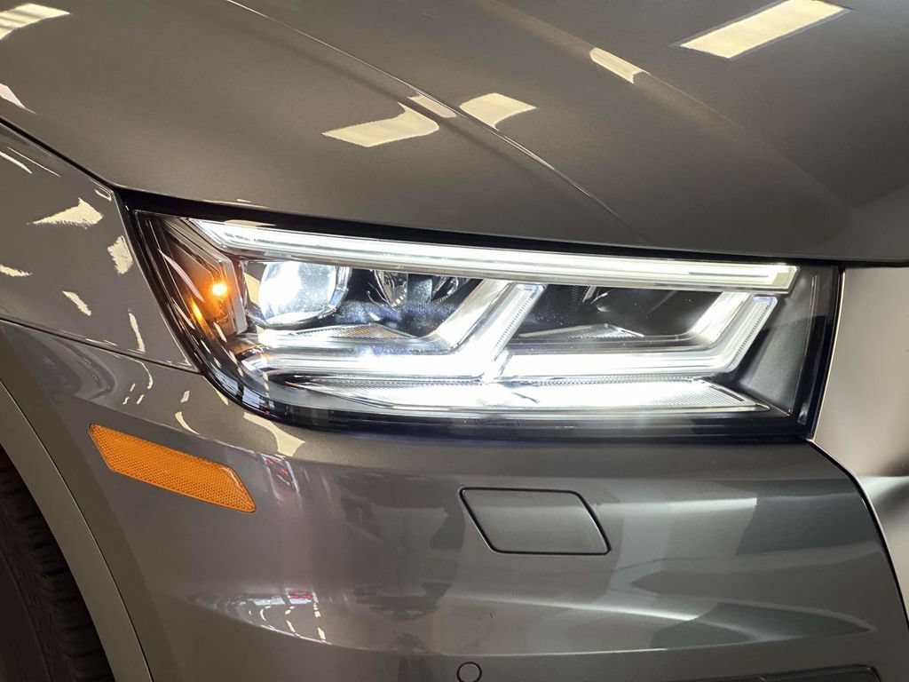 Used 2018 Audi Q5 2.0T Premium Plus AWD/4WD image 11