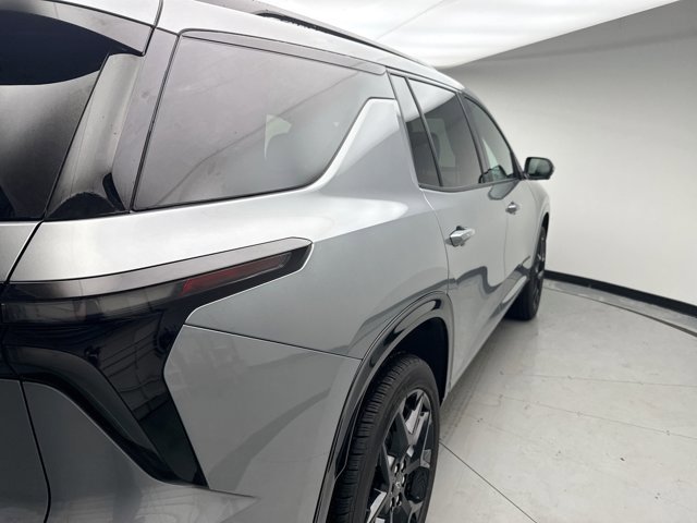 Used 2024 Chevrolet Traverse RS w/ LPO, Floor Liner Package AWD/4WD image 5