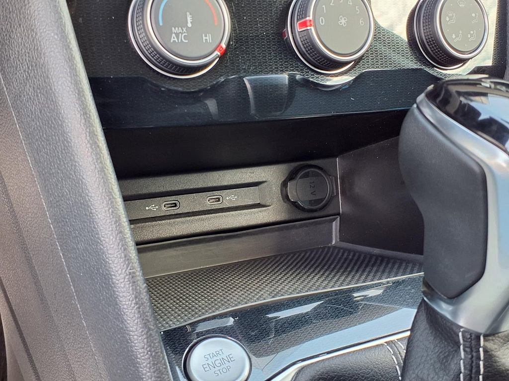 Used 2025 Volkswagen Taos S AWD/4WD image 13