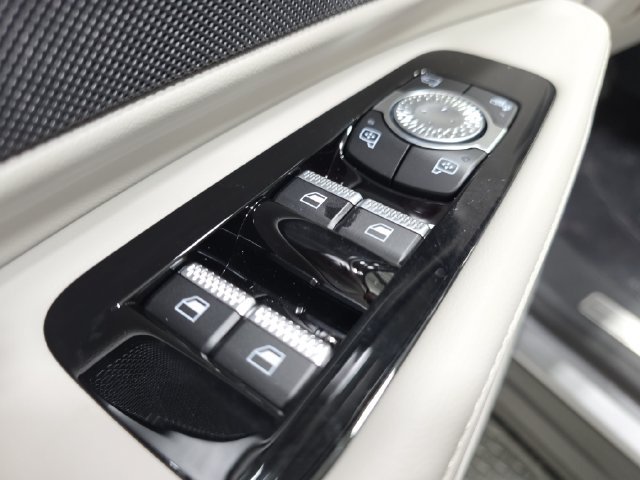 New 2026 Lincoln Nautilus Premier AWD/4WD image 24