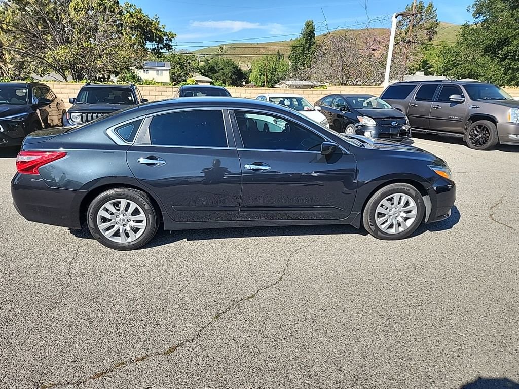 Used 2017 Nissan Altima 2.5 S w/ Power Driver Seat Package FWD image 6
